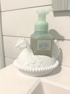 Hen On A Nest Bath & Body Soap Holder
